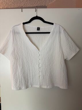 SHEIN White Textured Short-Sleeve Button Front Top